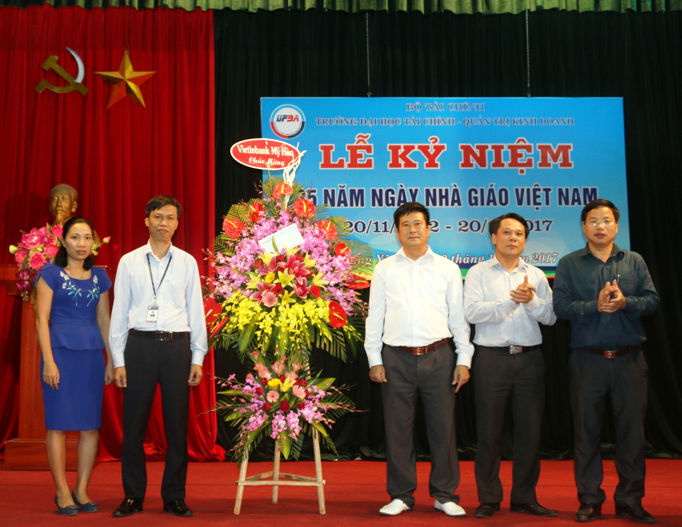 Gặp mặt giao lưu lãnh đạo trường Đại học Tài chính – Quản trị kinh doanh và Ngân hàng TMCP Công Thương Việt Nam - VietinBank Chi nhánh Mỹ Hào