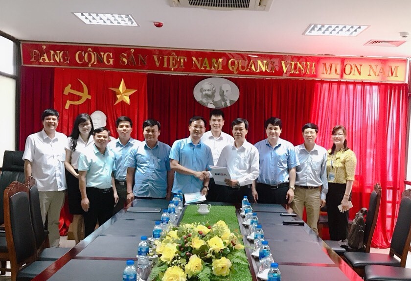 Lễ ký kết thỏa thuận hợp tác giữa trường Đại học Tài chính - Quản trị kinh doanh và Cục Thuế Bắc Giang