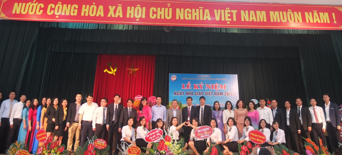 Lễ kỷ niệm ngày Nhà giáo Việt Nam 20/11 và cắt băng khánh thành Công trình cổng trường và nhà thường trực của Trường tại Thị trấn Như Quỳnh - huyện Văn lâm - Tỉnh Hưng Yên.